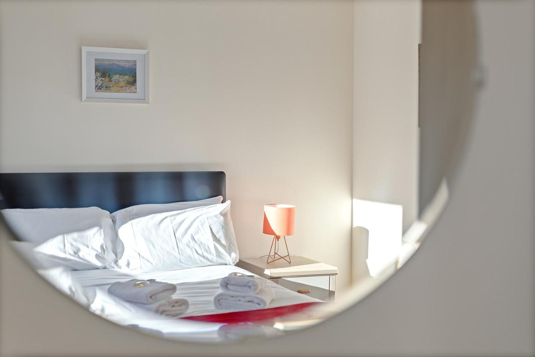 Pass The Keys Central Townhouse With Free Parking York Extérieur photo