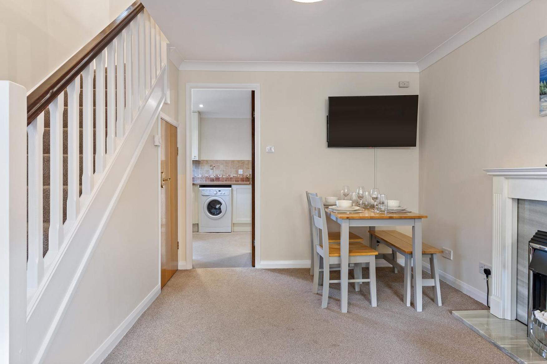 Pass The Keys Central Townhouse With Free Parking York Extérieur photo